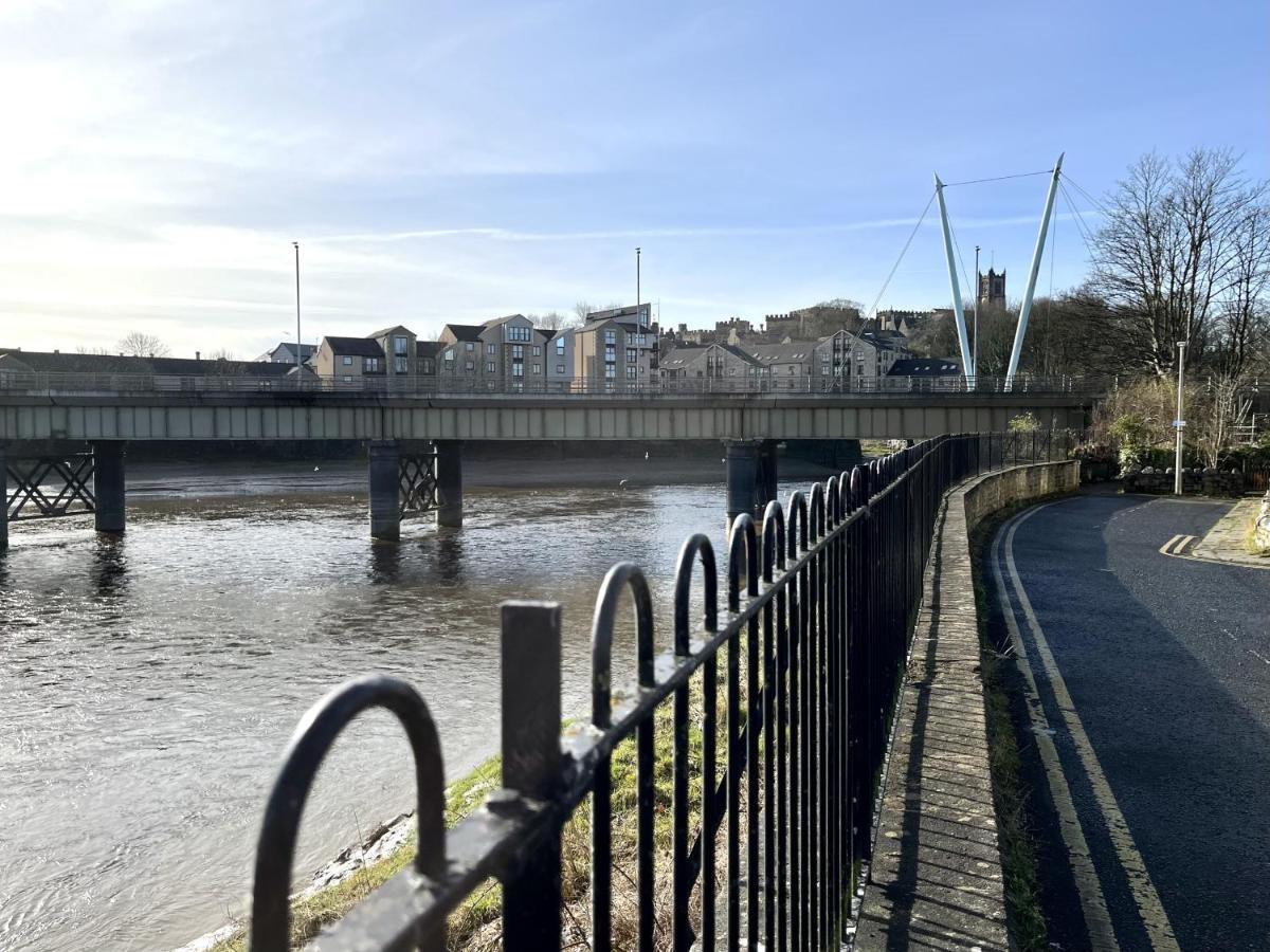 River Terrace Lancaster Exterior foto